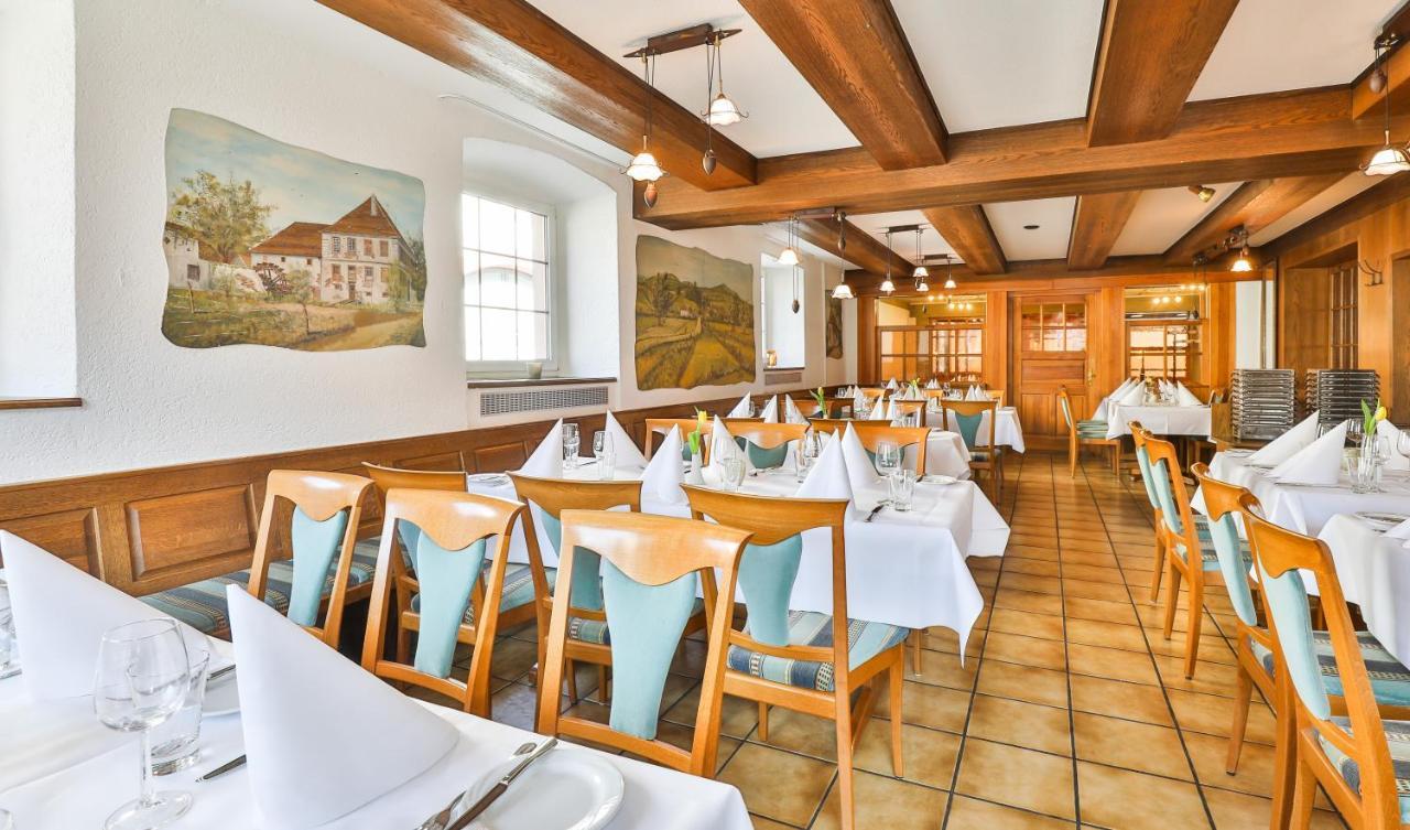 Hotel-Gasthaus "Krone" Boetzingen Dış mekan fotoğraf