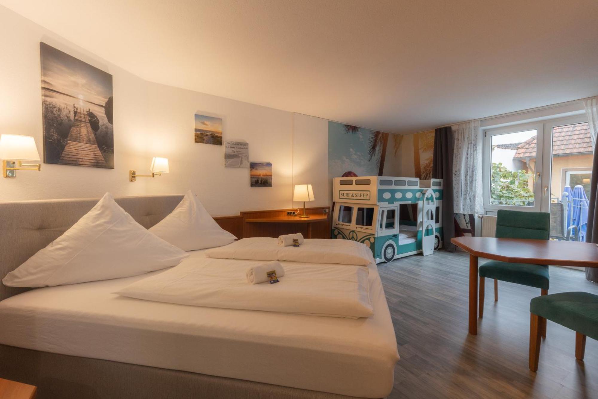 Hotel-Gasthaus "Krone" Boetzingen Dış mekan fotoğraf