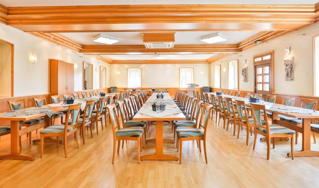 Hotel-Gasthaus "Krone" Boetzingen Dış mekan fotoğraf